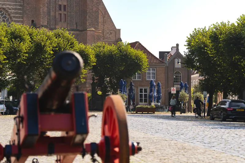 Cannon on the market, Geertruidenberg